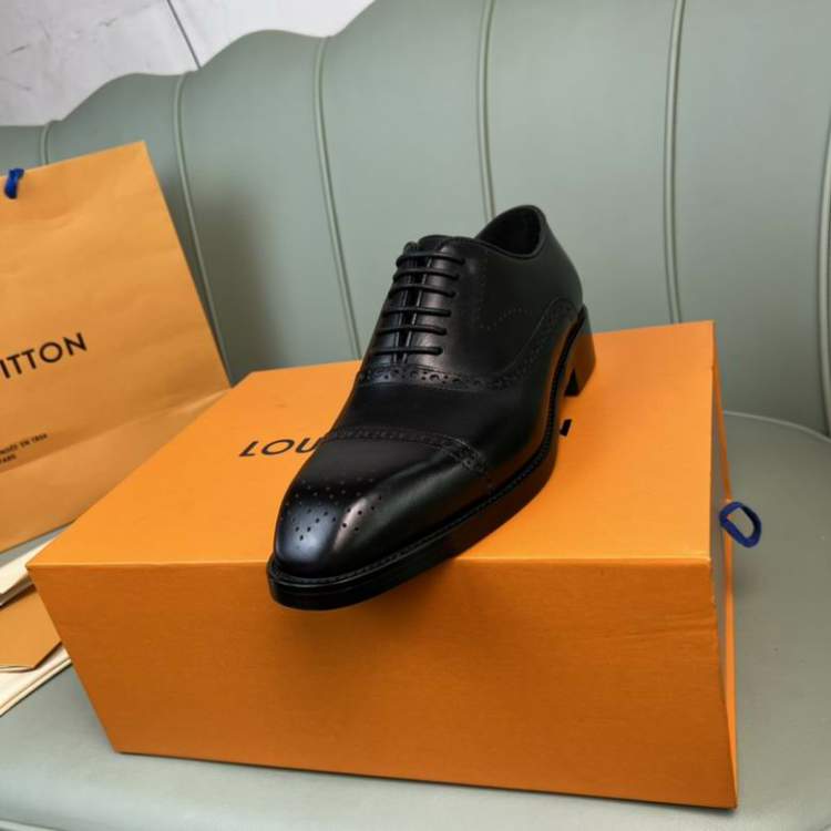 Picture of Louis Vuitton Shoes _SKULVsz38-440610013796